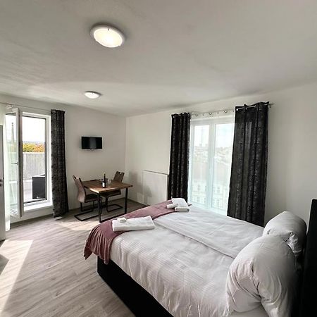 Sky Apartments 503 플젠 외부 사진